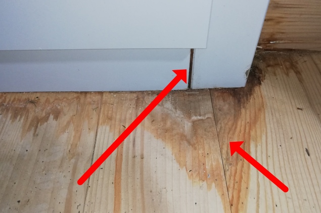 Feuchteschaden Aussentür